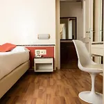 罗纱比恩卡酒店 酒店 里米尼