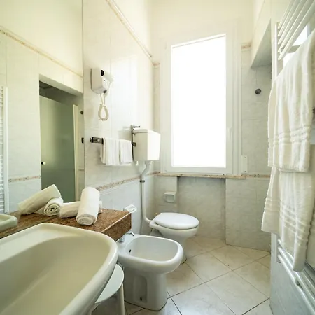 Rosabianca 4* Римини