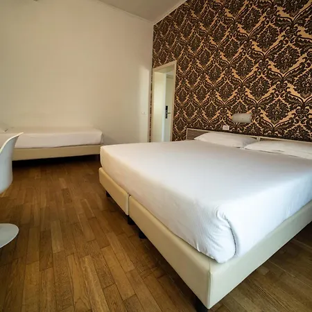 Rosabianca 4* Римини